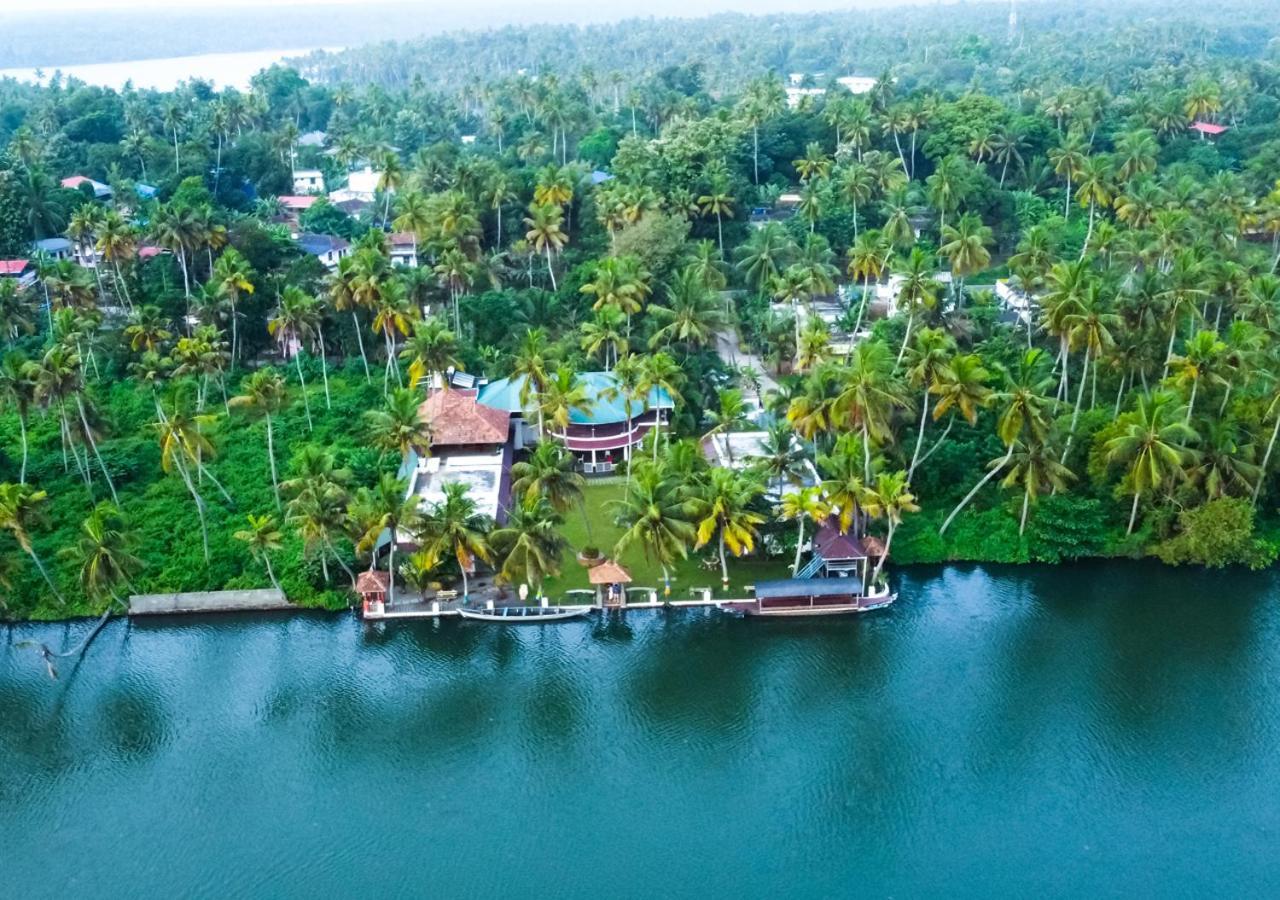 Voye Homes Majestic Retreat Resort Varkala Paravur Ngoại thất bức ảnh