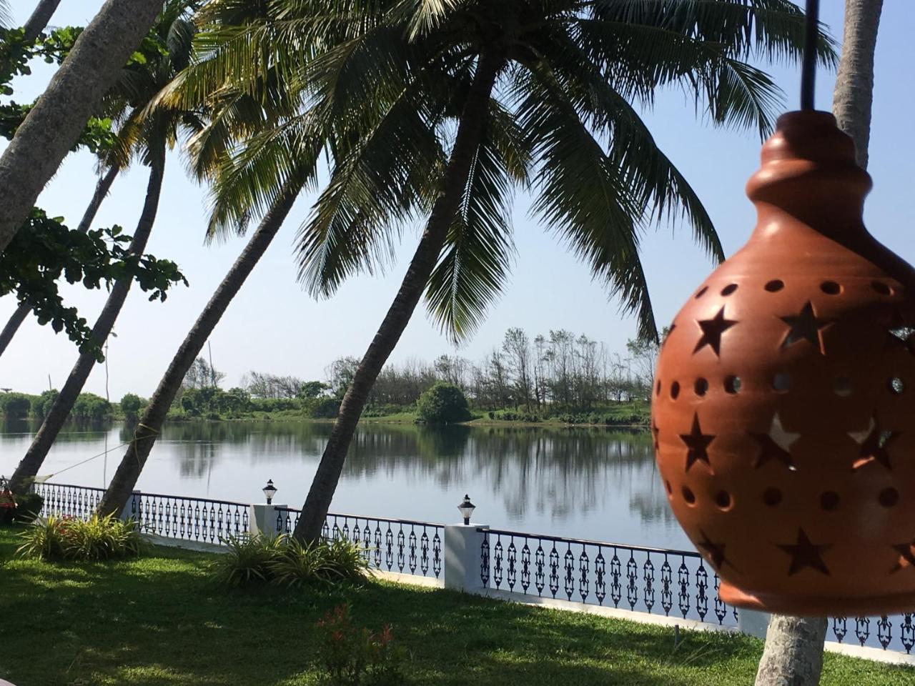 Voye Homes Majestic Retreat Resort Varkala Paravur Ngoại thất bức ảnh
