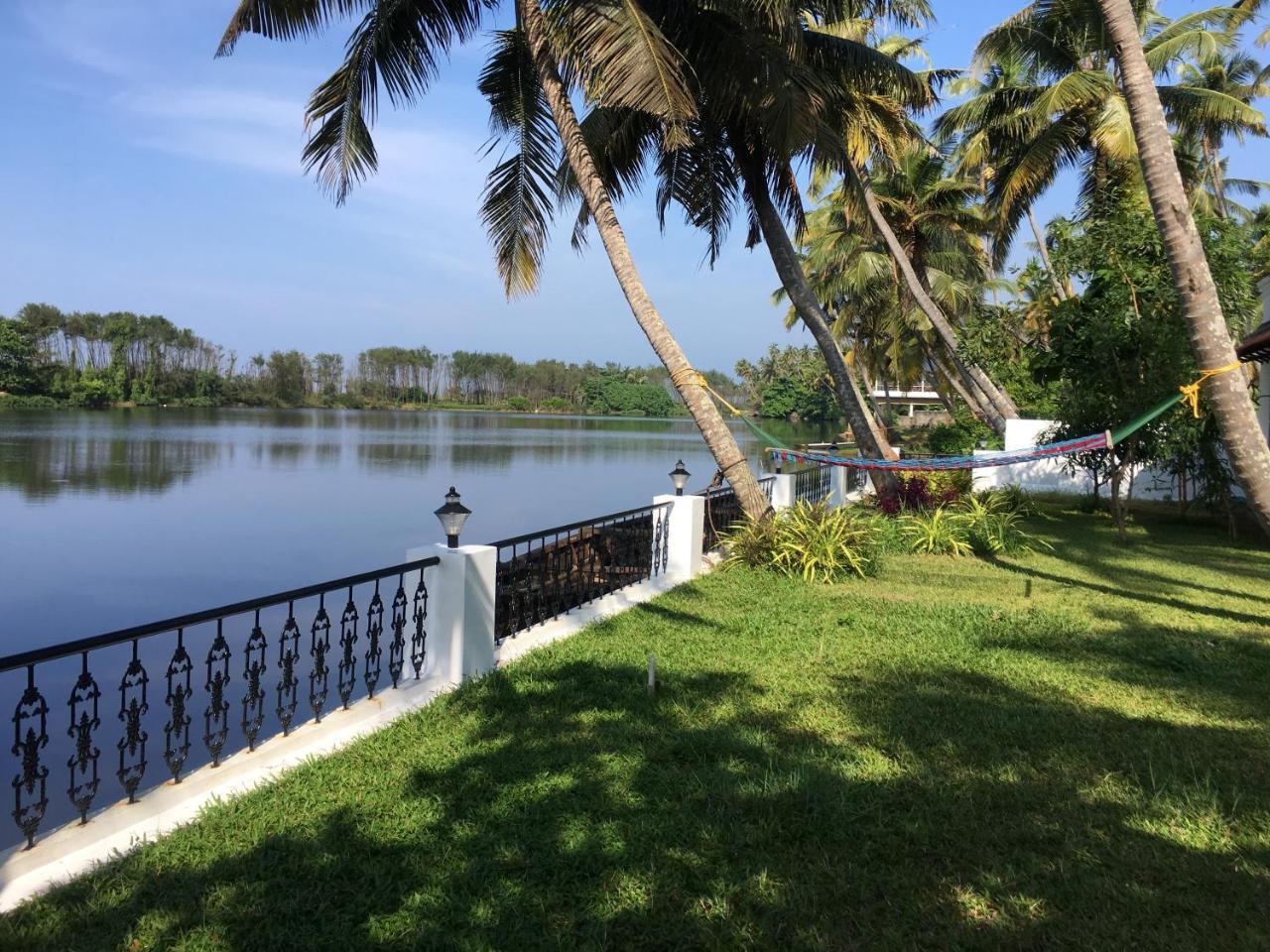 Voye Homes Majestic Retreat Resort Varkala Paravur Ngoại thất bức ảnh